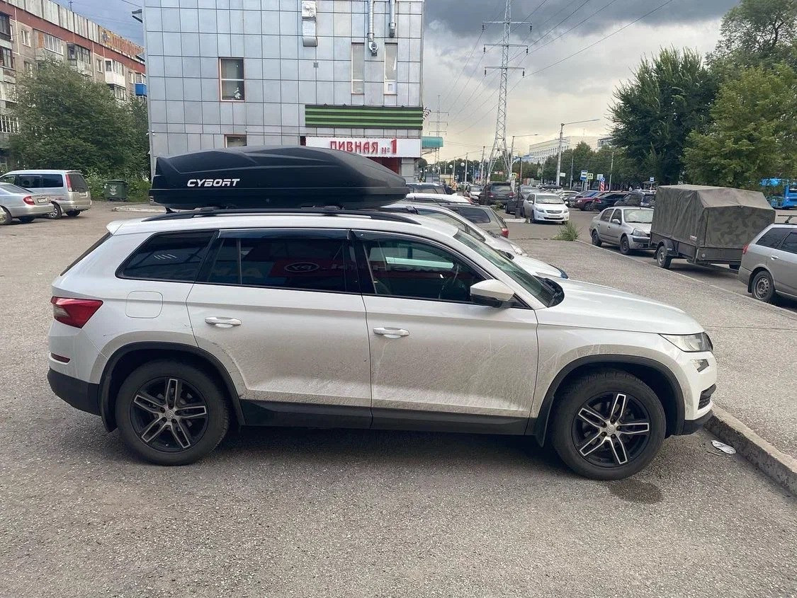 Автобокс черный матовый CYBORT ENZO быстросъемные крепления Автобокс черный матовый CYBORT ENZO быстросъемные крепления